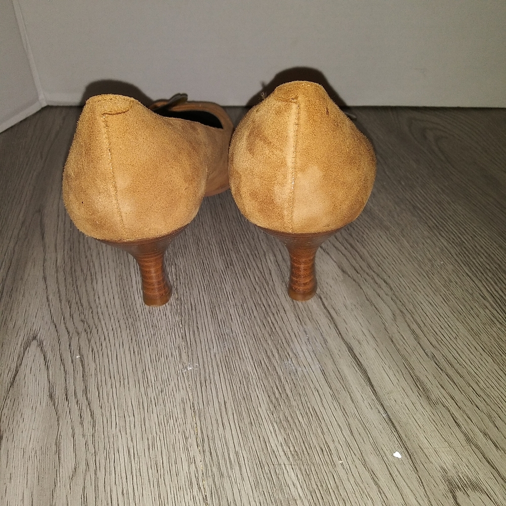 Rust Pump - Picture 8 of 9